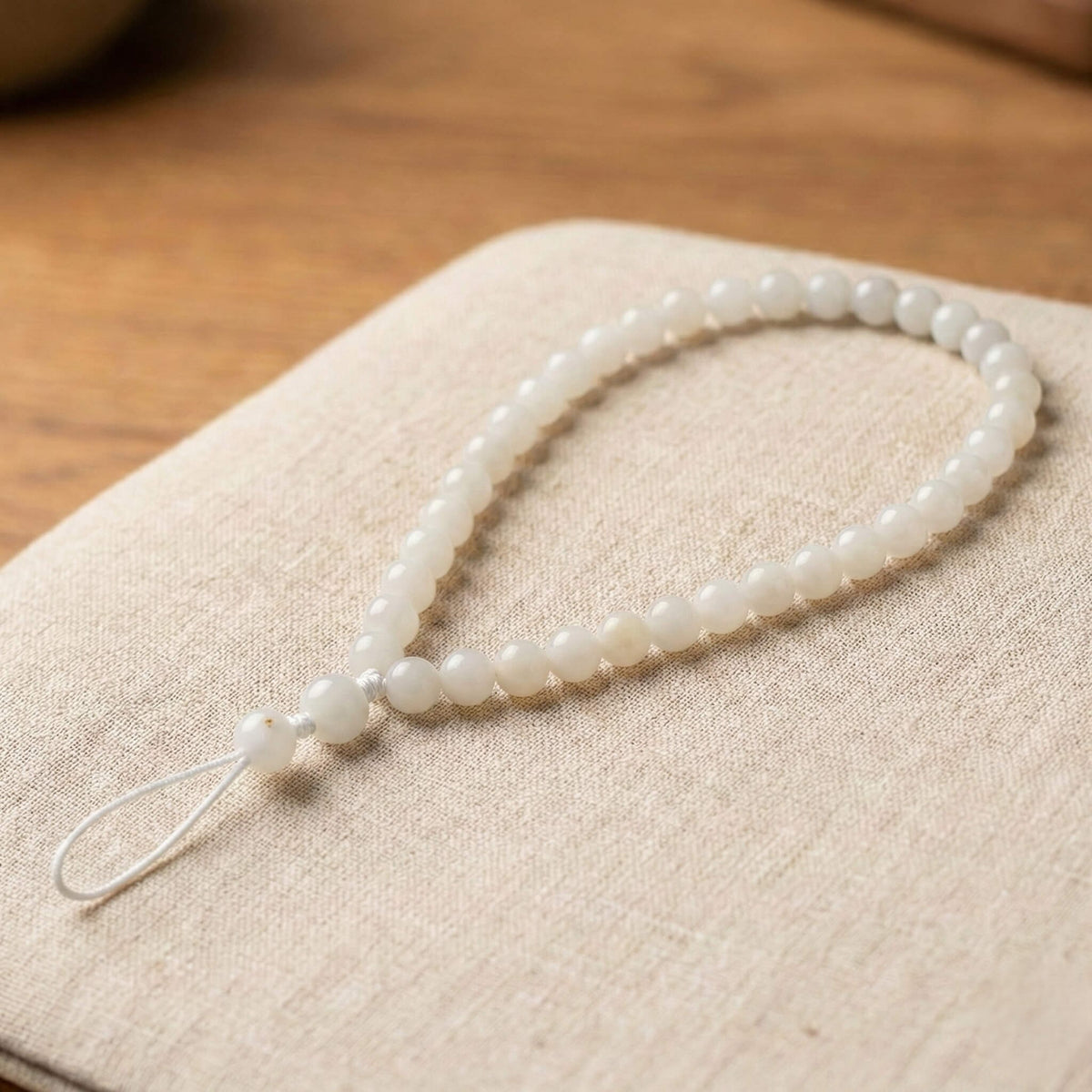 Natural Crystal Phone Charm | 5-Element Healing Phone Strap for Good Vibes (Agate, Jade, Obsidian)