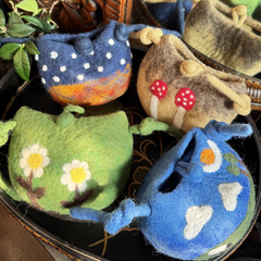 Handmade Wool Felt Crossbody Bag – Mini Felt Purse with Mushroom, Night Sky & Meadow Designs (10–14cm)